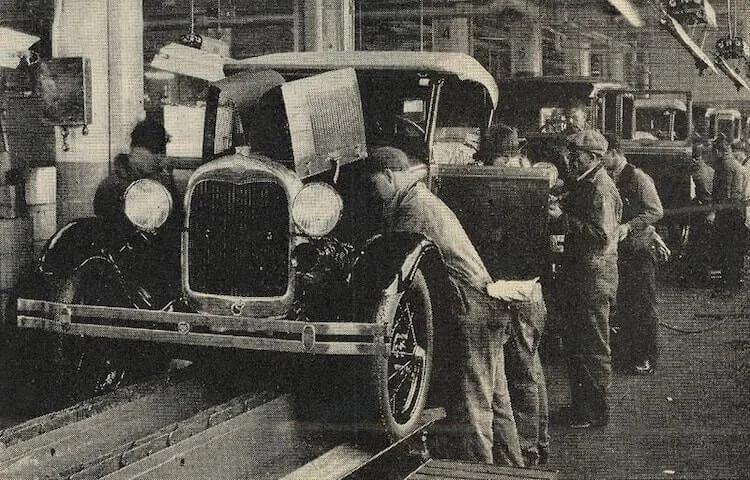 ford-conveyor-belt.jpg
